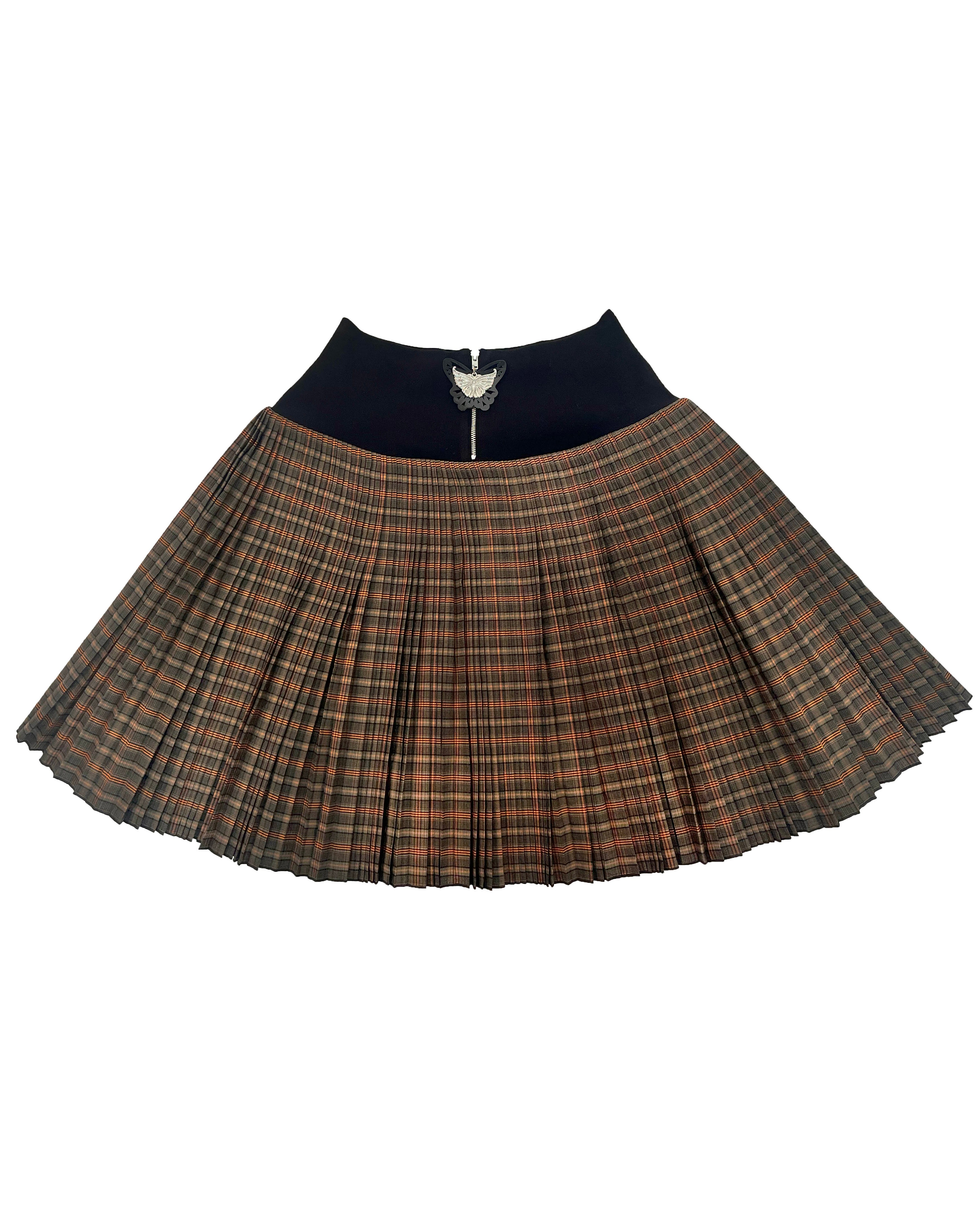 Fret Black Knitted Pleated Knee Skirt