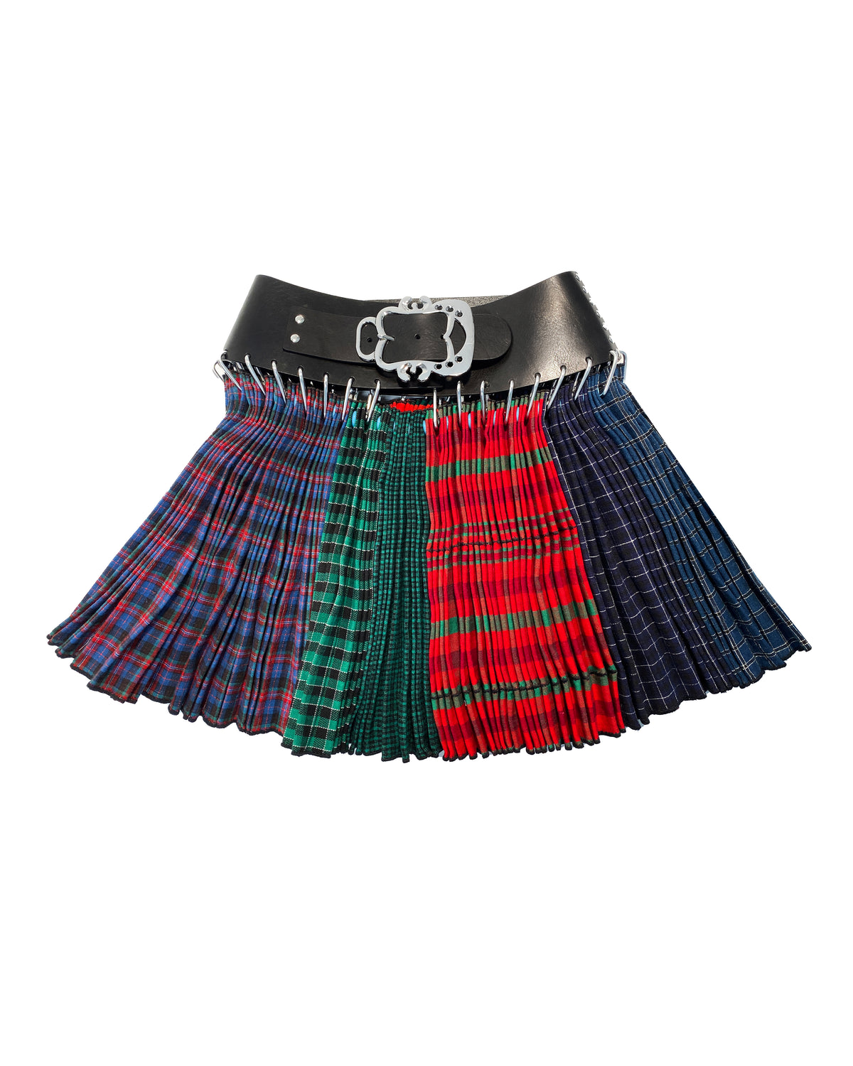 The CHOPOVA LOWENA Bolt-Tie Kilt Skirt Is the Internet’s Most-Wanted Uniform for the New Folkloric Era — image 2